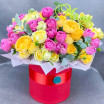 Подарок маме - коробка с кустовыми розами