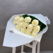 Белое великолепие - букет из белых роз 3